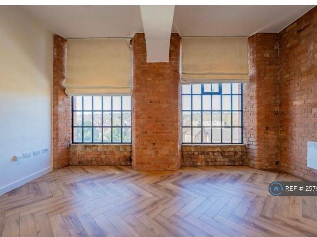 Sandiacre, Nottingham, NG10 2 bed flat to rent £980 pcm £226 pw