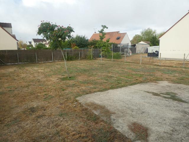 SANDILLON Maison F3 meublée refaite à neuf
