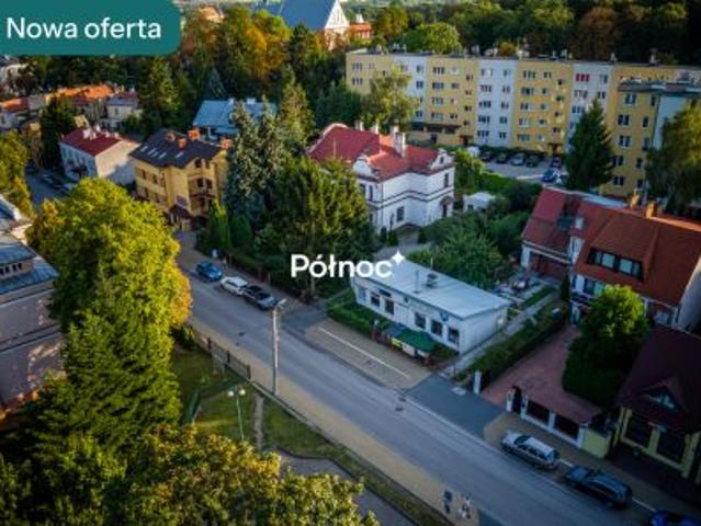 Sandomierz, ul. Stefana Żeromskiego, 280 m² Dom