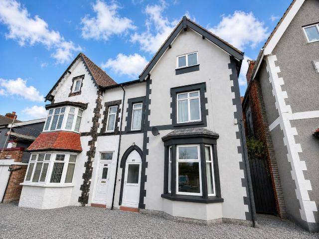 Sandon Road, Harborne, Birmingham B17, 2 bed flat to rent, £1,250 pcm | PrimeLocation