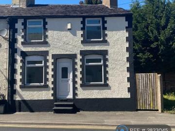Sandon Road, Stafford, ST16 3 bed semi detached house to rent £1,195 pcm £276 pw
