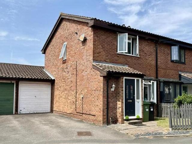 Sandown Drive, Bobblestock, 3 Bedroom Semi detached
