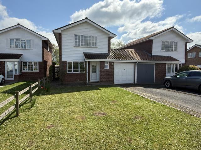 Sandown Drive, Hereford HR4, 3 bed link detached house to rent, £1,400 pcm | PrimeLocation