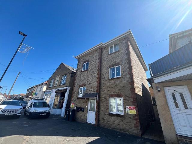 Sandown Road, PO36 2 bed flat to rent £800 pcm £185 pw