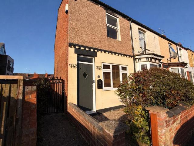 Sandown Road, Rugby, CV21 3 bed terraced house to rent £1,150 pcm £265 pw