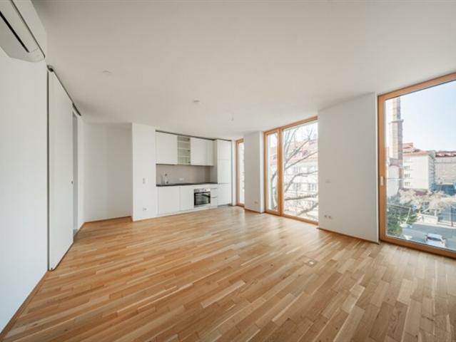 Sandleitengasse 64 – Stilvoll wohnen, naturnah leben
