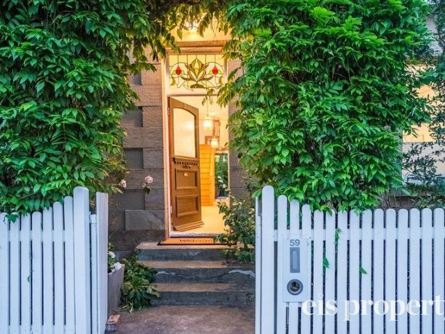 Sandstone Home & 360m2 Warehouse Offering Location, Space, Character and Possibility