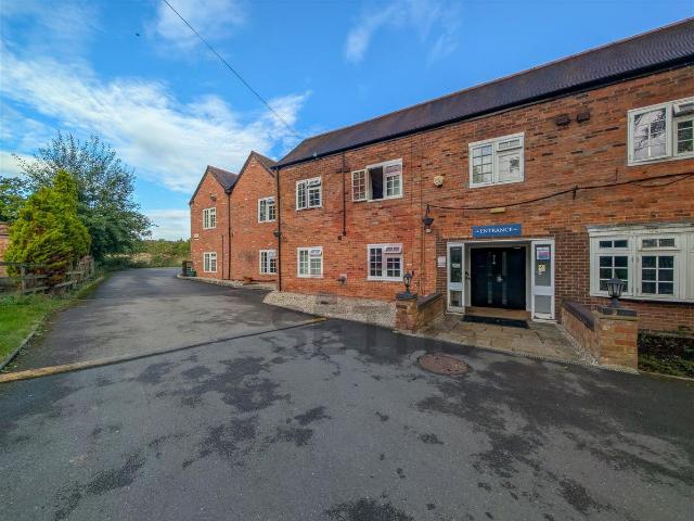 Sandpits Lane, Keresley, Coventry CV6, Studio to rent, £750 pcm | PrimeLocation
