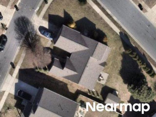 Sandpines Ln
