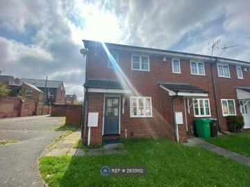 Sandpiper Way, Lenton, Nottingham NG7, 2 bed end terrace house to rent, £1,275 pcm | PrimeLocation