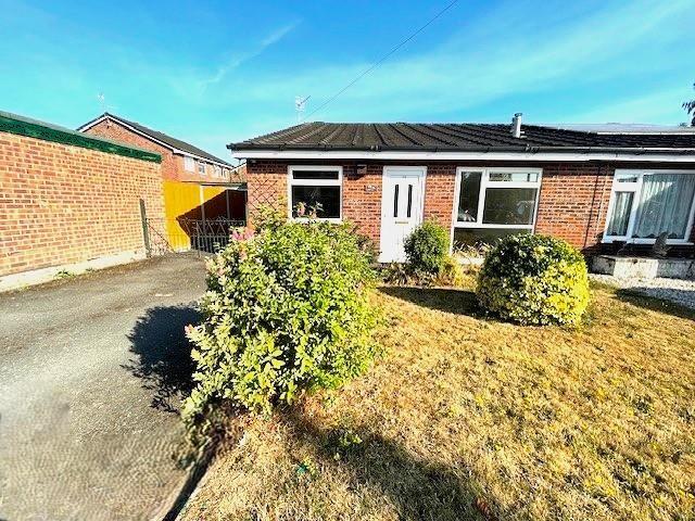 Sandringham Avenue Oswestry SY11, 2 bed semi detached bungalow to rent, £950 pcm | PrimeLocation