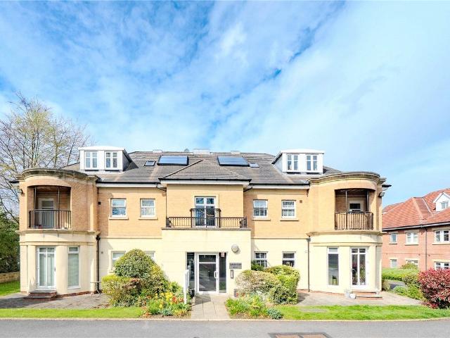 Sandringham House, 501 Harrogate Road, Leeds, West Yorkshire LS17, 2 bed flat to rent, £1,350 pcm | PrimeLocation