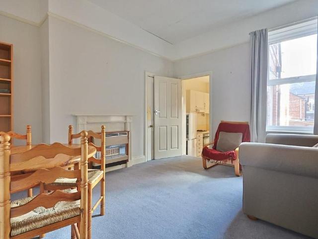 Sandringham Road, South Gosforth, Newcastle Upon Tyne NE3, 2 bed flat to rent, £950 pcm | PrimeLocation