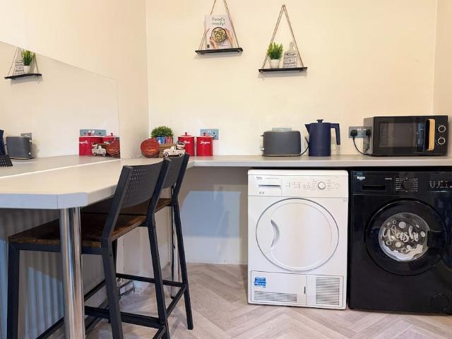 Sandwell, B43 5EJ, United Kingdom | 3 bed house for rent #160536871 | Rentberry