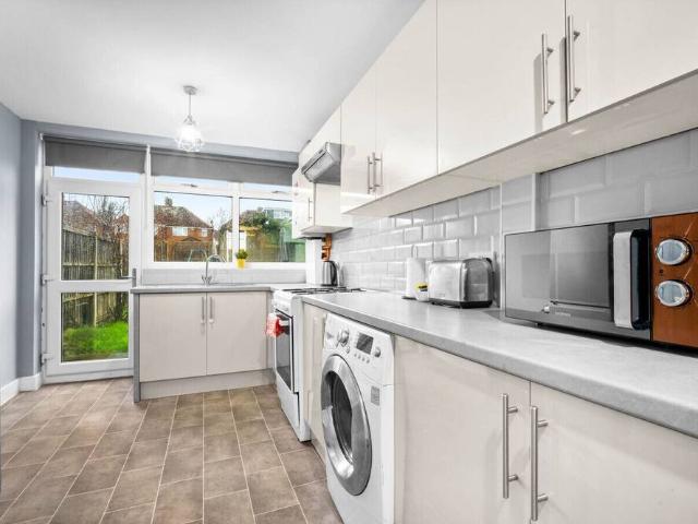 Sandwell, B43 5RX, United Kingdom | 3 bed duplex for rent #97966476 | Rentberry