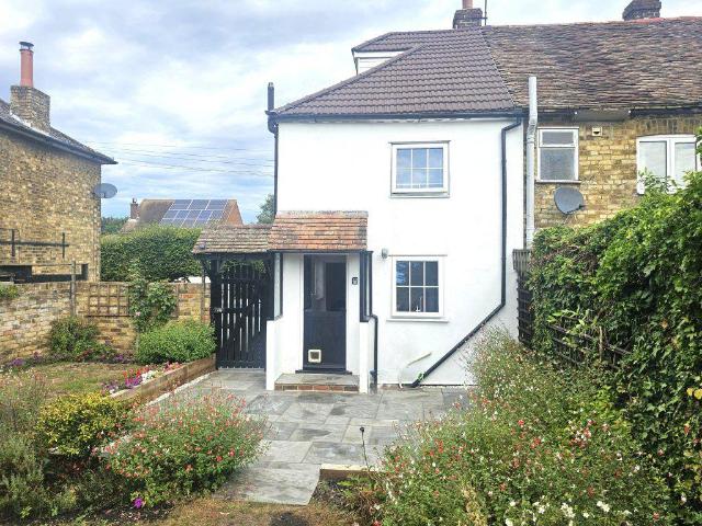 Sandwich Road Ash 2 bed cottage to rent £1,350 pcm £312 pw
