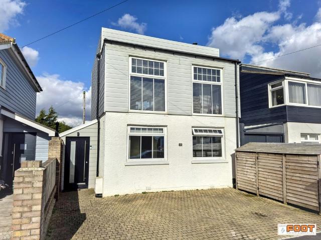 Sandy Beach Estate, Hayling Island. PO11, 2 bed detached house to rent, £1,495 pcm | PrimeLocation