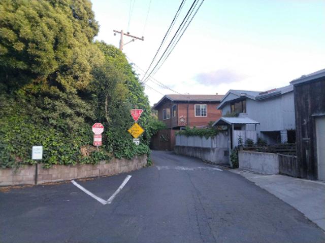 Sandy Beach Rd