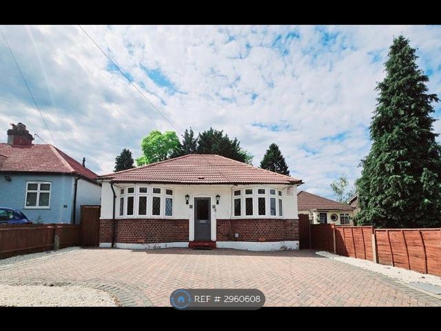 Sandy Lane, Orpington BR6, 4 bed bungalow to rent, £2,499 pcm | PrimeLocation