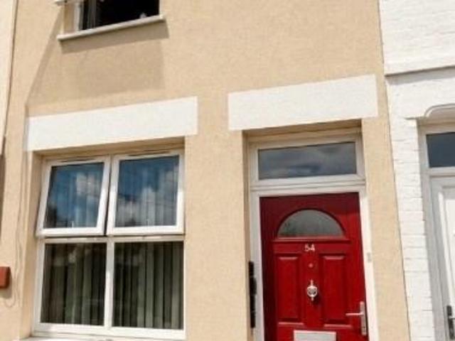 Sandy Lane, Coventry, CV6 4 bed terraced house £1,399 pcm £323 pw