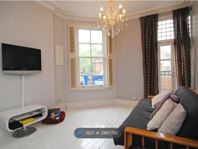 Sandycombe Road, Richmond TW9, 1 bed flat to rent, £1,700 pcm | PrimeLocation