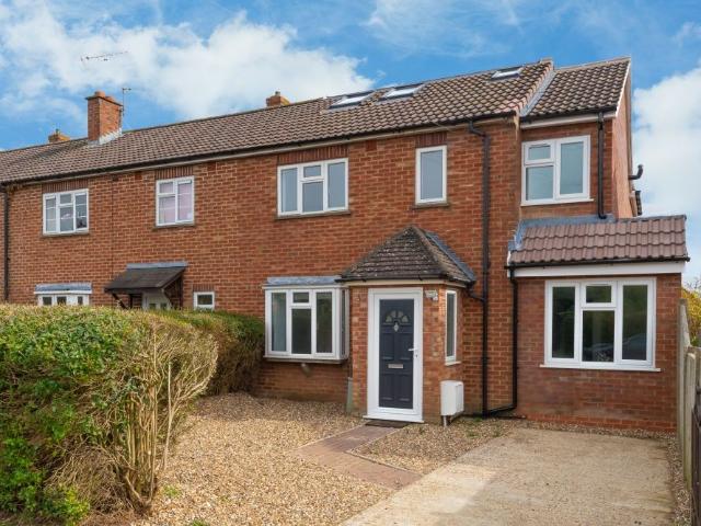 Sandycroft Road, Amersham HP6, 5 bed property to rent, £2,550 pcm | PrimeLocation