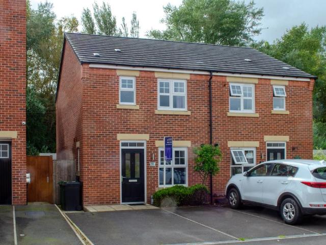 Saner Drive, Northwich, CW8 3 bed end of terrace house to rent £1,100 pcm £254 pw
