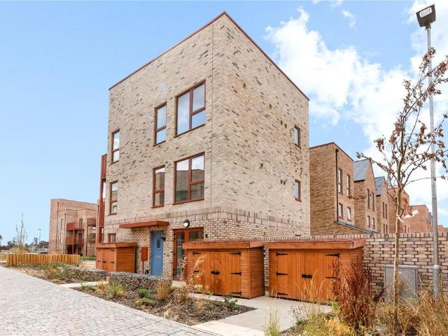 Sanger Walk, Cambridge, Cambridgeshire 2 bed apartment to rent £1,950 pcm £450 pw
