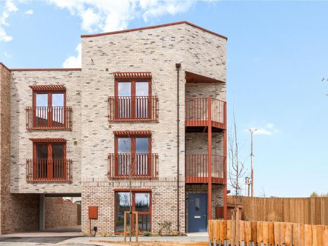 Sanger Walk, Cambridge, Cambridgeshire 2 bed apartment to rent £2,000 pcm £462 pw