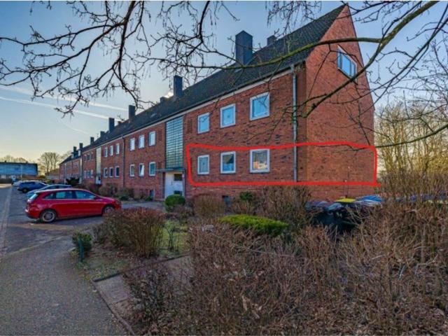 Saniert am Ortsrand: 3,5 Zi. EG Wohnung, 77 m², Süd West Loggia, neue Küche & Stellplatz