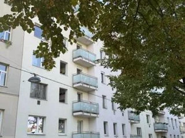 Saniert, ruhig gelegen und optimal angebundene 2 Zimmer Wohnung 3ter Liftstock