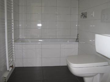 Saniert 4 Zimmer Familienwohnung