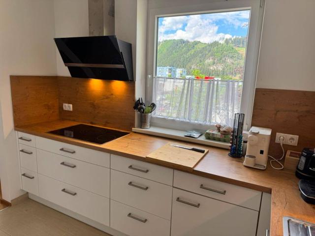 Saniert 83m² großzügige 3 Zimmerwohnung