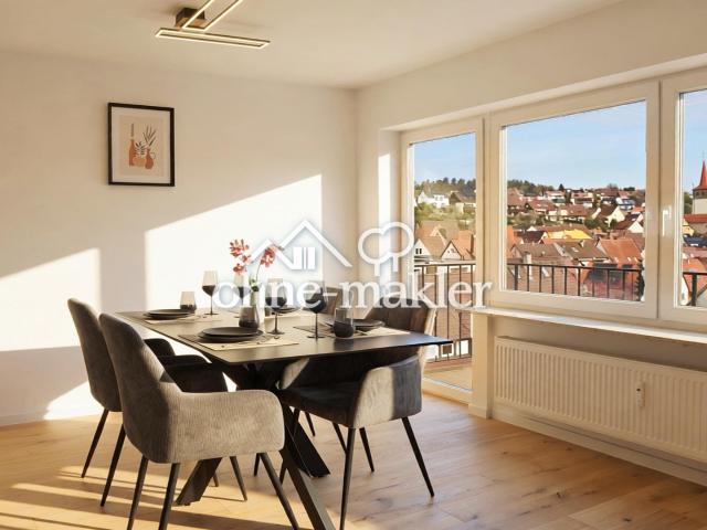 Sanierte 4 Zimmer Wohnung mit Balkon & traumhafter Aussicht