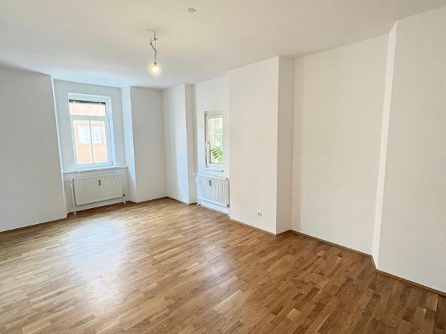 Sanierte 4 Zimmer Wohnung nahe Annenstraße Provisionsfrei!
