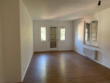 Sanierte 4 Zimmer Wohnung in Stadtnähe!
