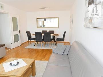 Sanierte 4 Zimmer Wohnung in Seenähe inkl. TG Platz zu verkaufen