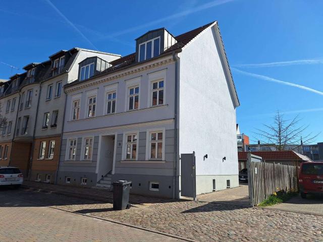 Sanierte 4 Zimmer Wohnung in zentrumsnaher Lage Greifswalds