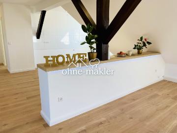 Sanierte 4 Zimmer Dachgeschosswohnung inkl. Außenstellplatz