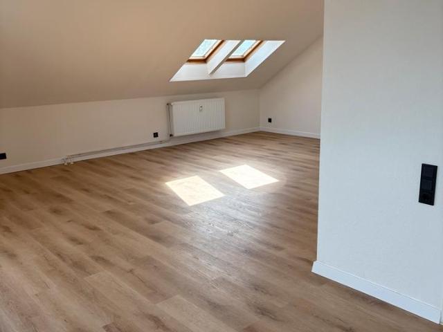Sanierte 4 Zimmer ETW Kapitalanlage oder selbstnutzung