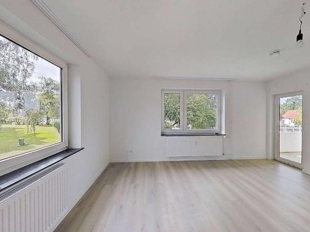 Sanierte 5 Zi Whg. mit BALKON perfekt für eine Familie