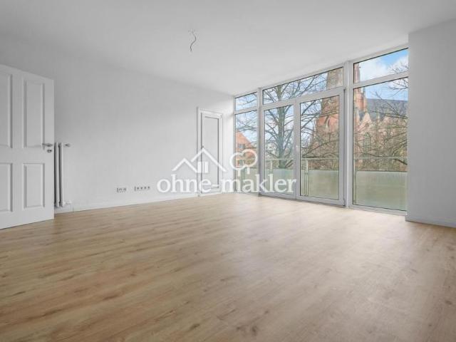 Sanierte 1 Zimmer Wohnung mit neuer Einbauküche