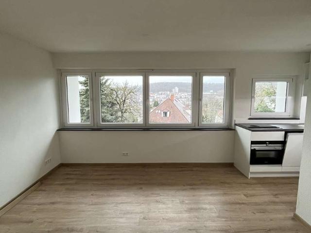 Sanierte 1 Zimmer Hochparterre Wohnung in Halbhöhenlage Stuttgart West
