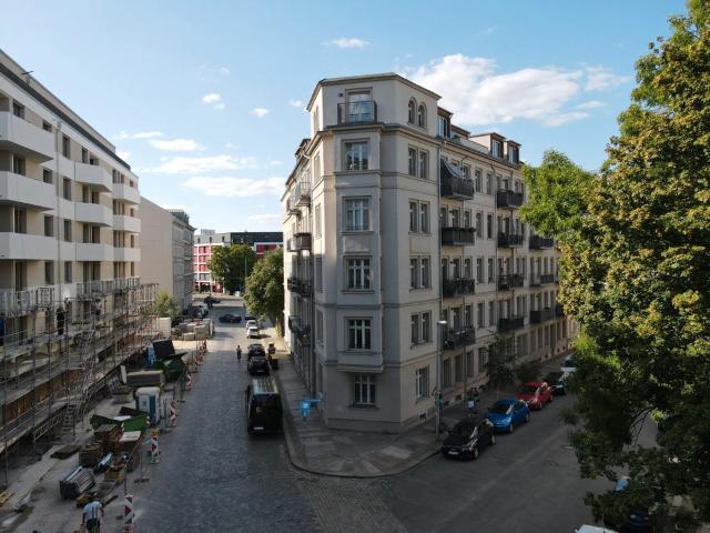 Sanierte 2 Zimmer Wohnung mit 2 Balkonen | Modernes Ambiente