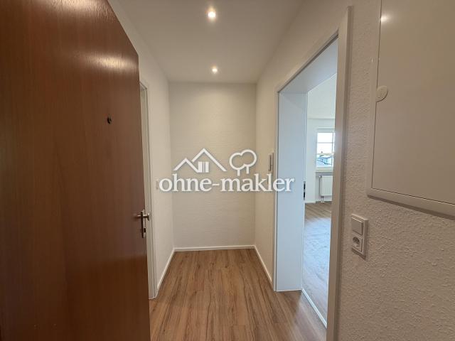 Sanierte 2 Zimmer Wohnung mit zwei Balkonen in Wiesbaden Medenbach