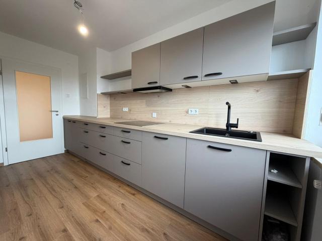 Sanierte 2 Zimmer Wohnung mit Balkon im Westend, nahe Theresienwiese