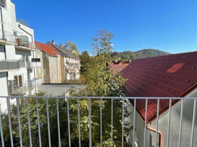 Sanierte 2 Zimmer Wohnung mit Balkon in Graz