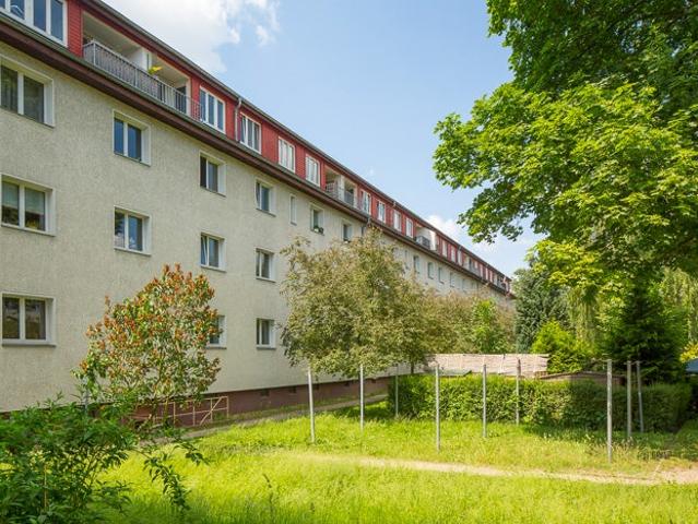 Sanierte 2 Zimmer Wohnung mit Duschbad ab sofort!