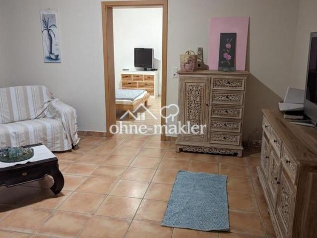 Sanierte 2 Zimmer Wohnung mit Einbauküche in Saarbrücken