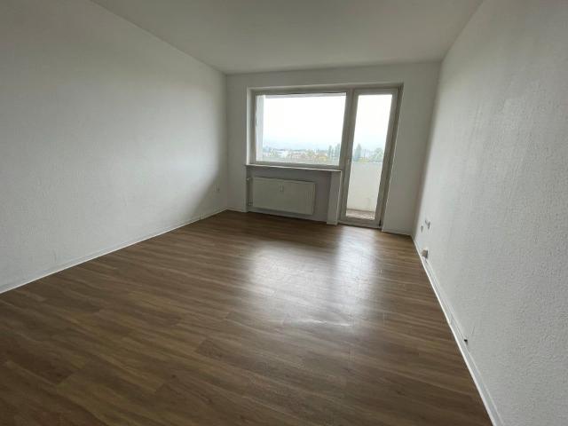 Sanierte 2 Zimmerwohnug mit Balkon in Offenbach